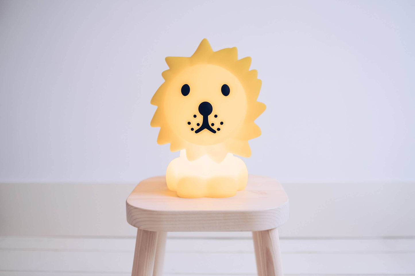 Miffy and Friends Lion soft night light Small