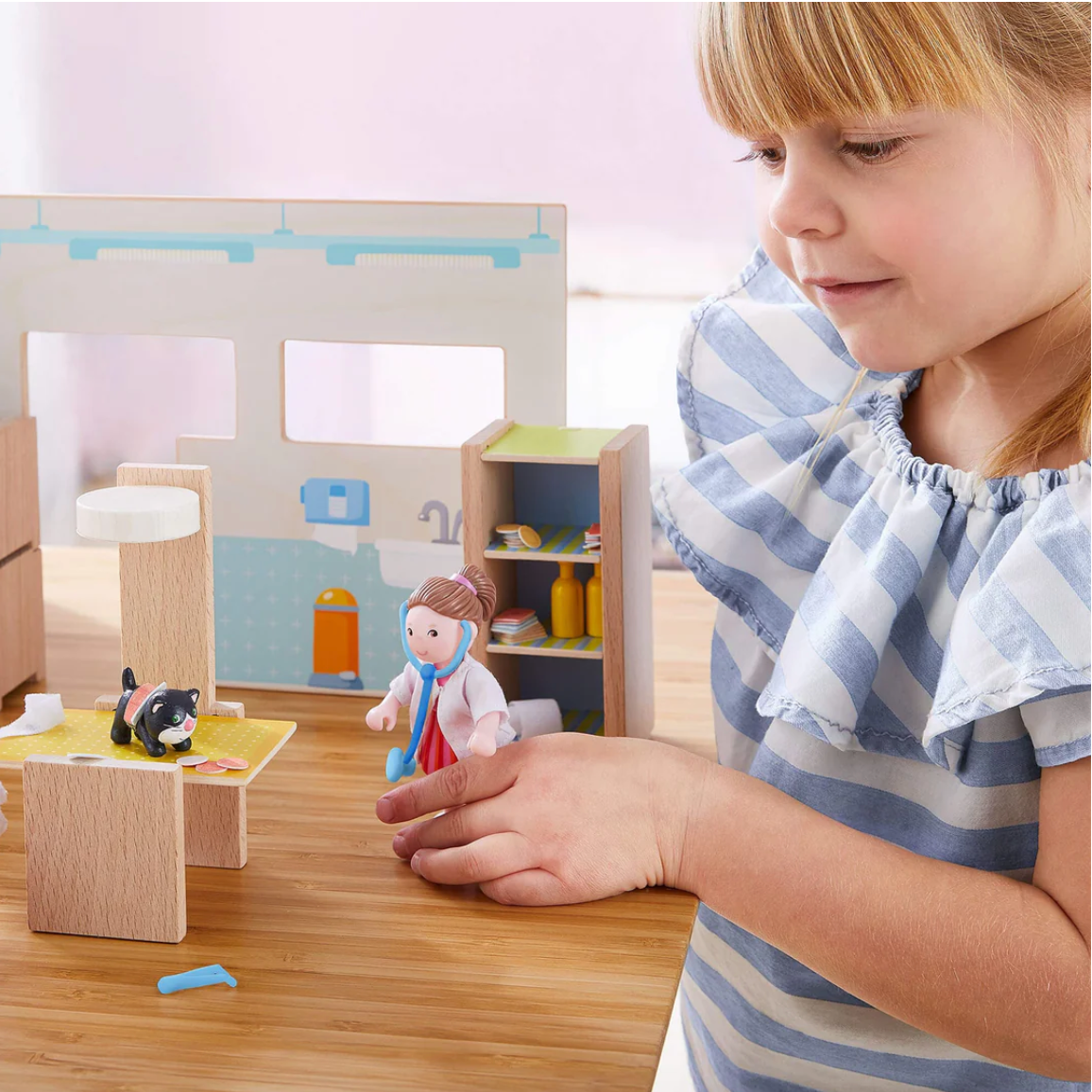 Little Friends Vet Clinic Playset with Rebecca Doll Age: 3 Years and Up