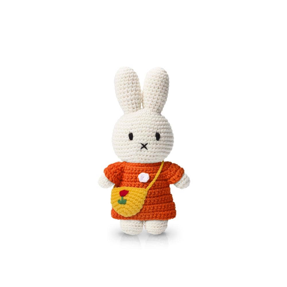 Miffy and her tulip bag