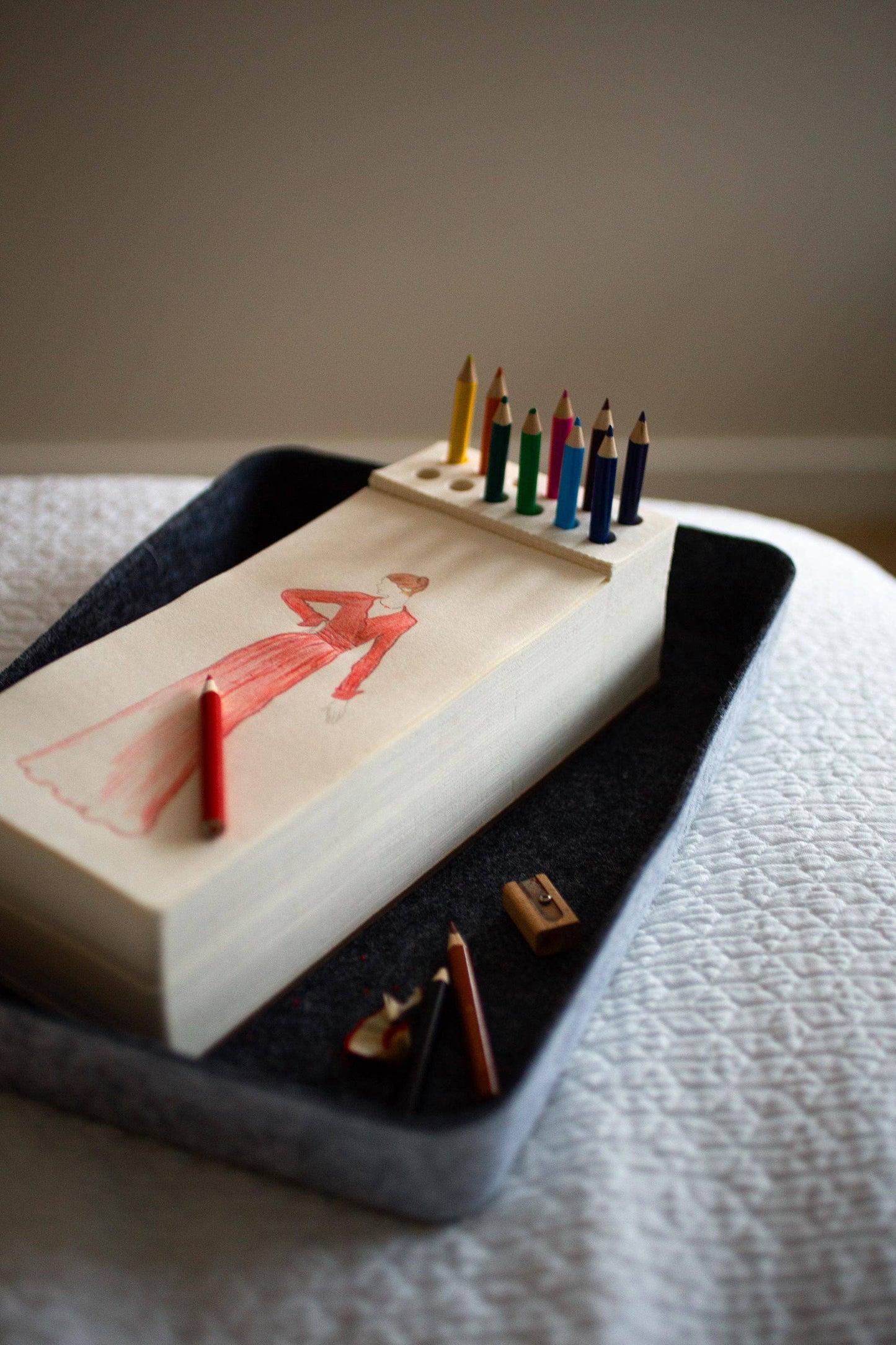 JOTBLOCK Tabletop chunky sketchpad Includes 12 colorful pencils & 380 sheets(Long)