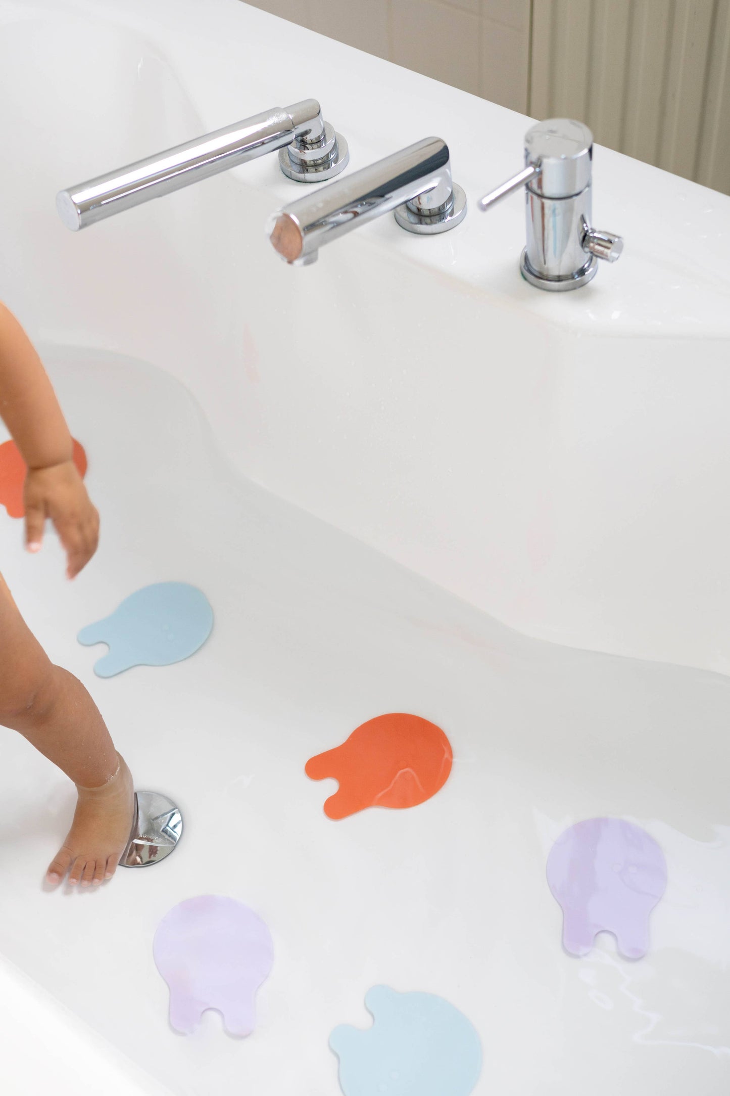 Quut Grippi - Playful sensory bathmats