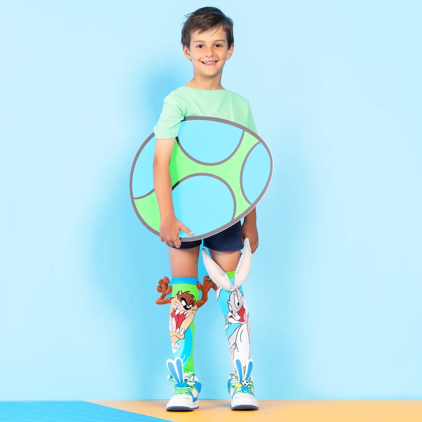 BUGS BUNNY KNEES HIGH SOCKS: Kids & Adults Age 6 - 99