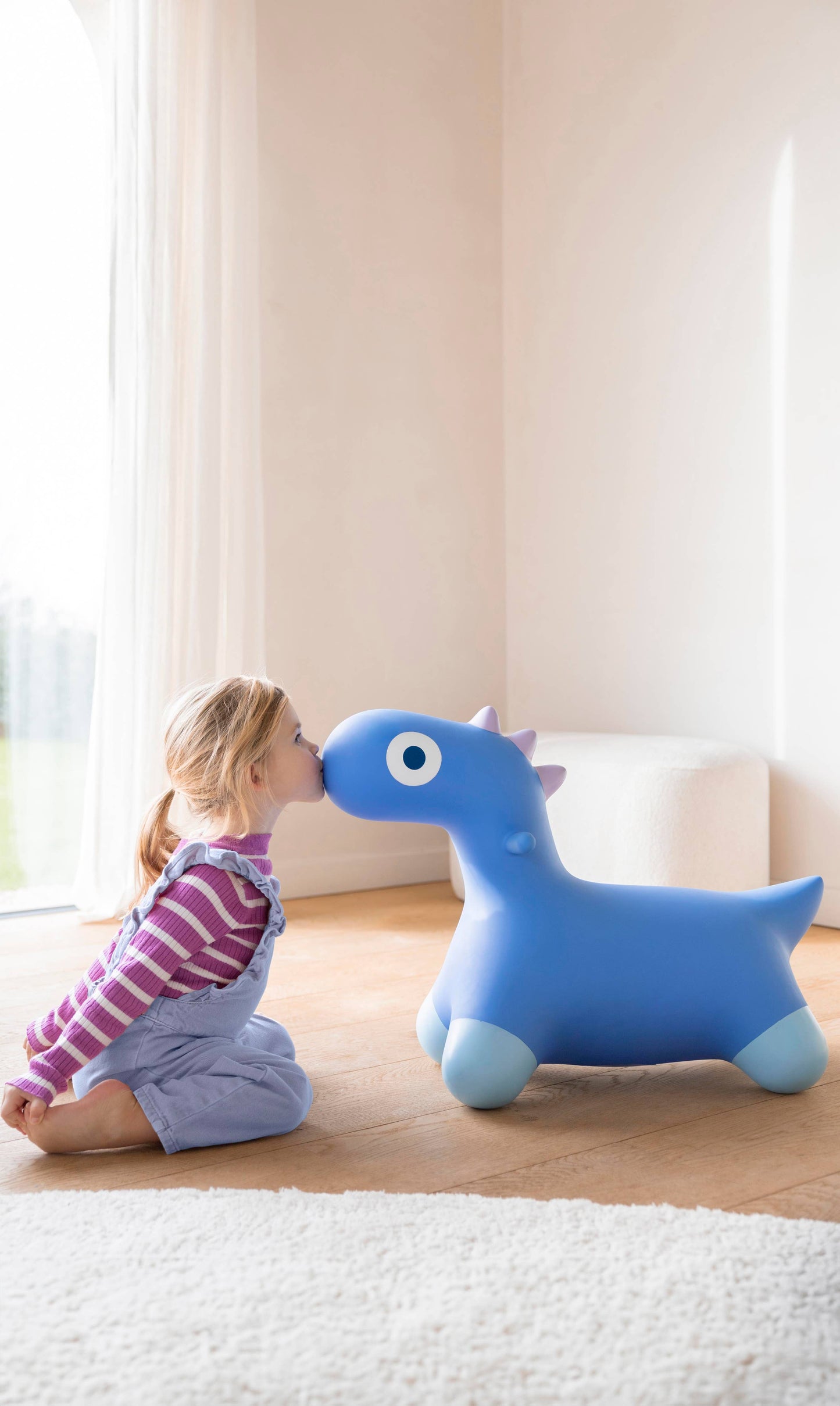 Quut Hoppi Dino - A bouncy friend just for you!