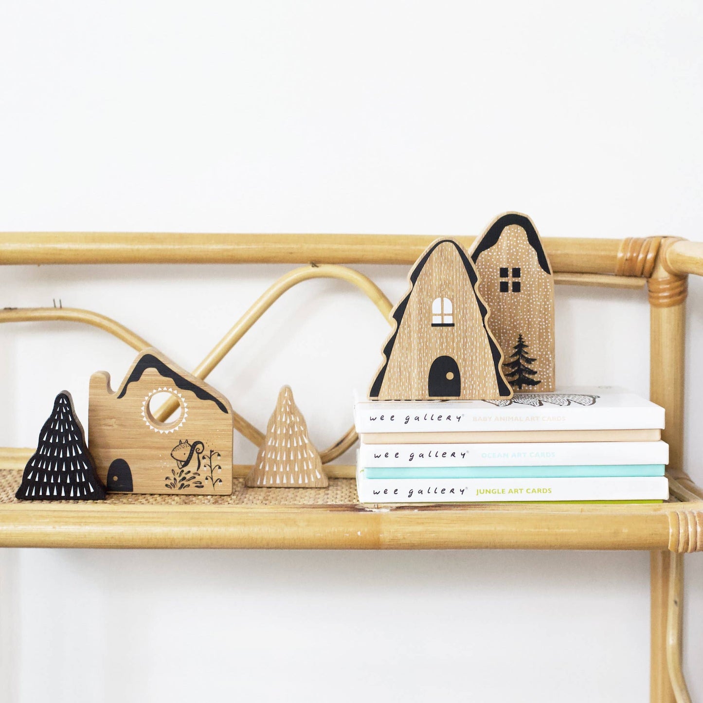 Woodland Village 12-piece illustrated block set