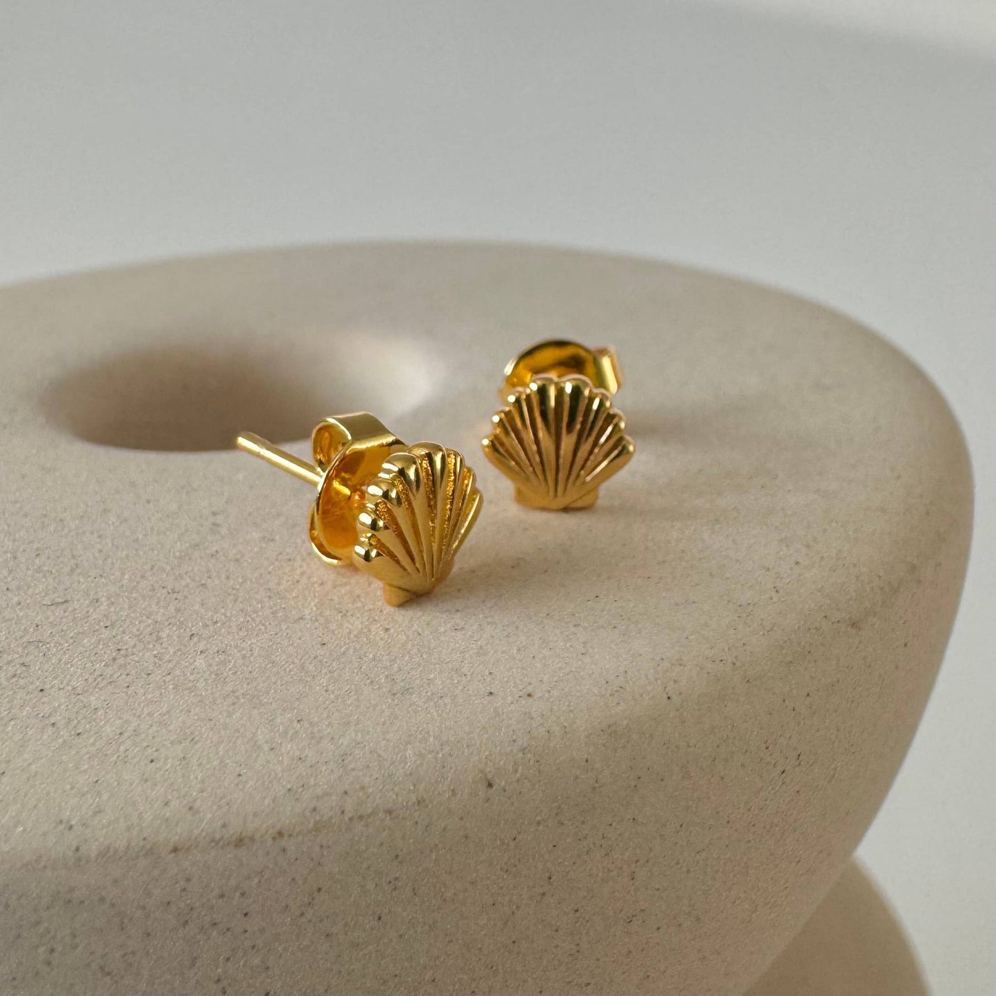 Shell Studs