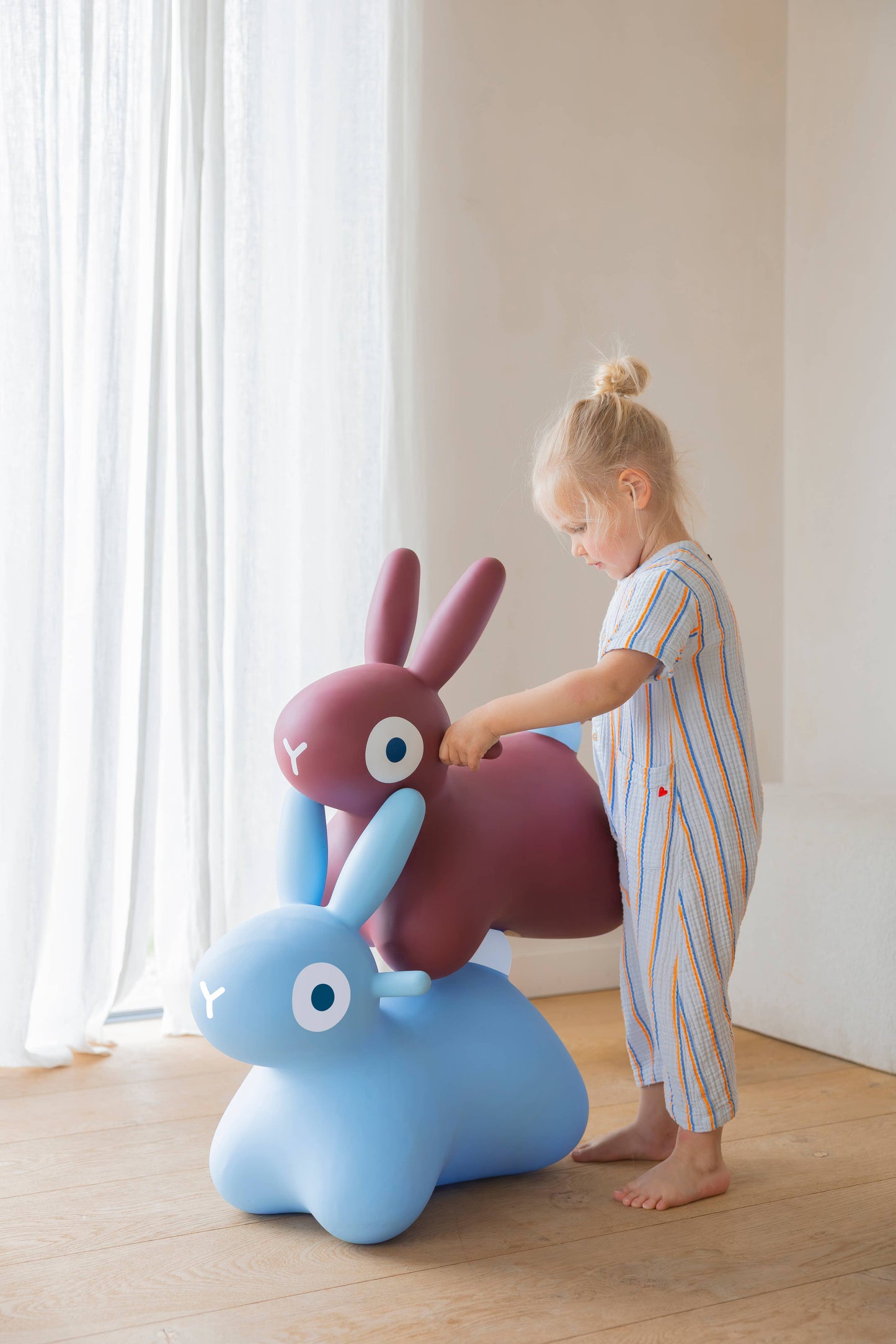 New Arrival: Quut Hoppi Bunny - A bouncy friend- Deflatable