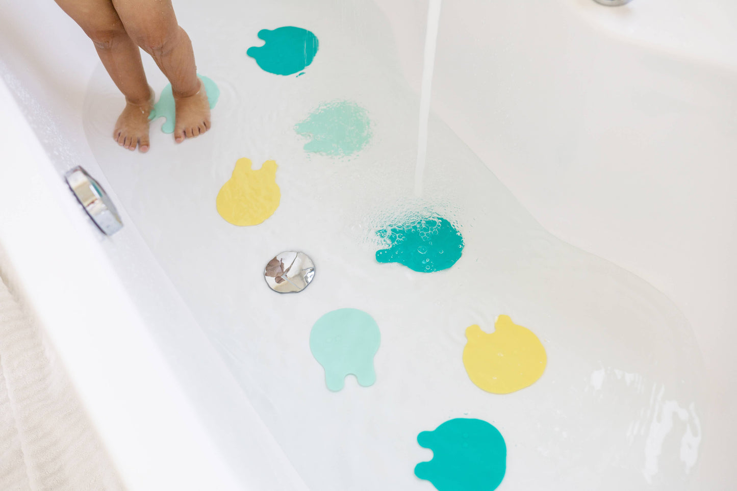 Quut Grippi - Playful sensory bathmats