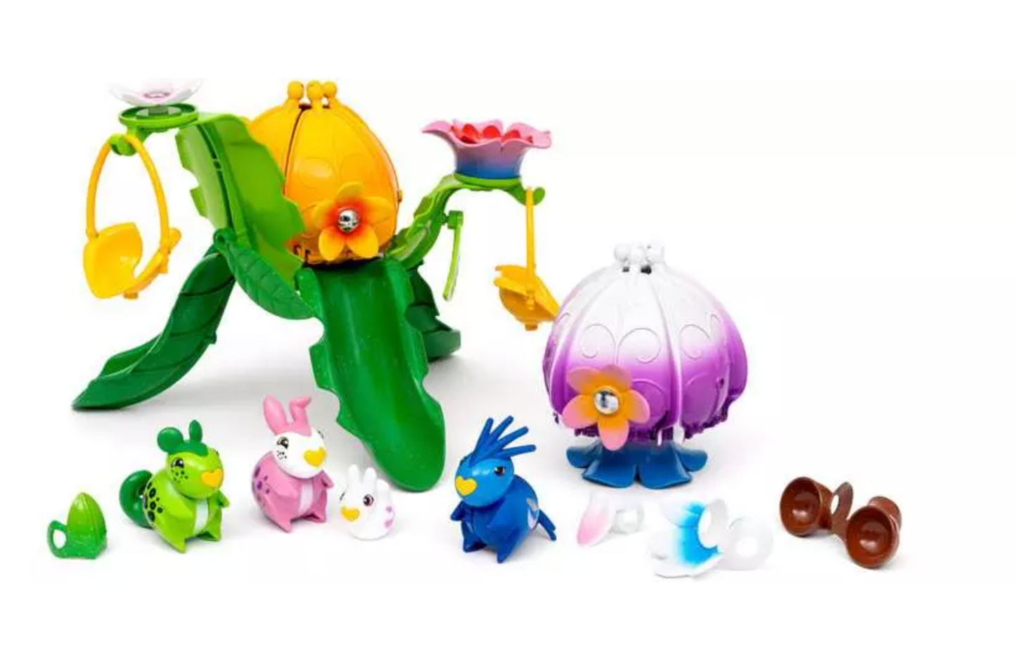 BRIO Flora Village- 25 Pieces Building & Decorate Magnet Playset