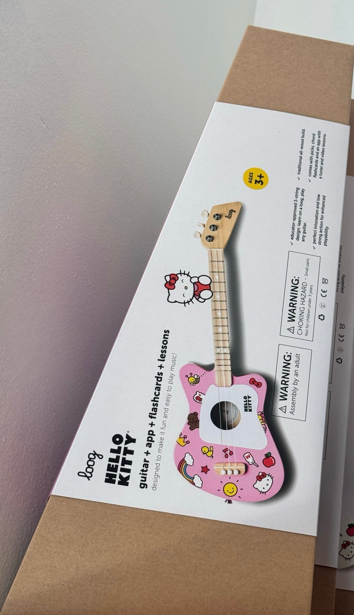 Award-winning Loog x Hello Kitty®️ Limited Edition Mini Guitar 3+